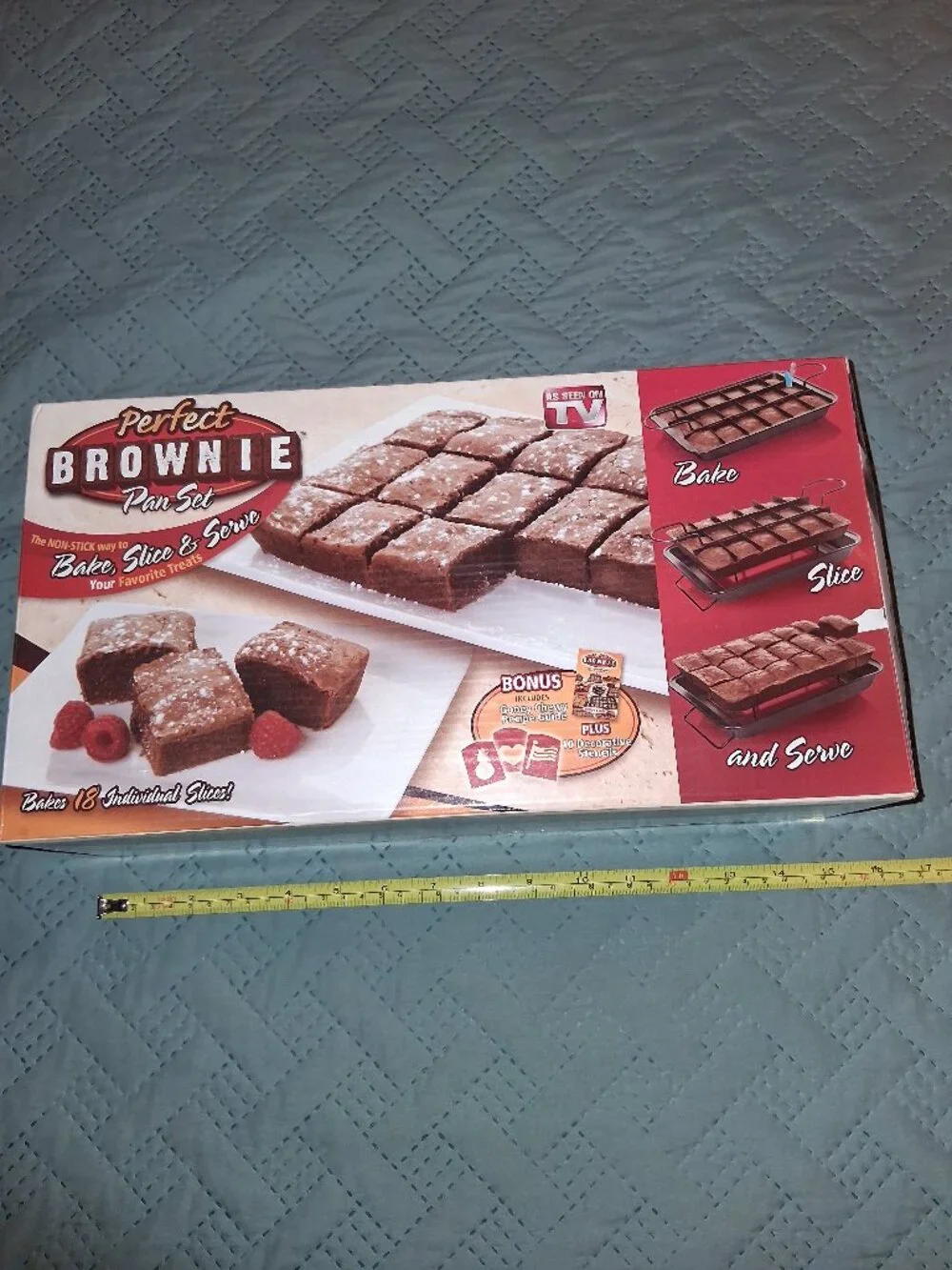 Brand New! Perfect Brownie Pan Set